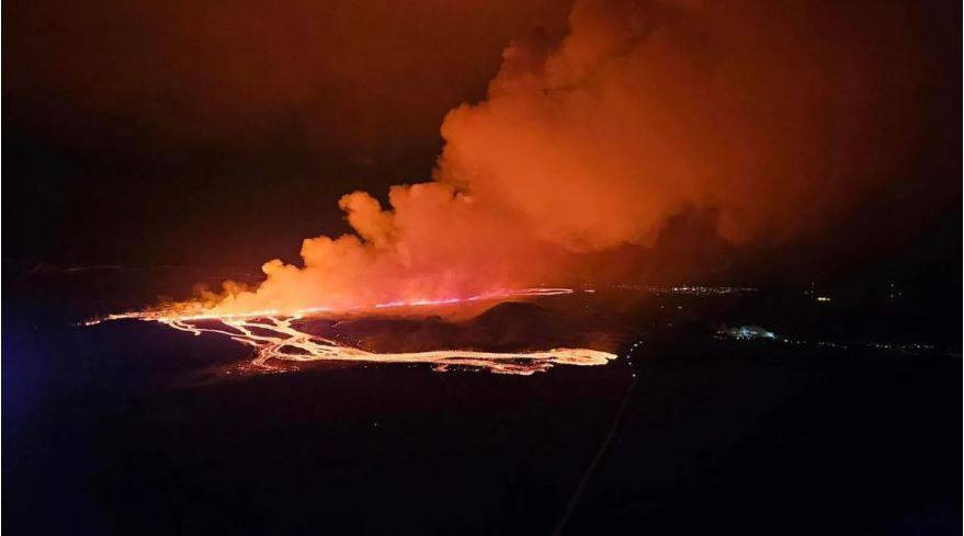 Yanardağ patladı! 50 metre yükseldi 2,5 kilometreden görünüyor - Resim: 19